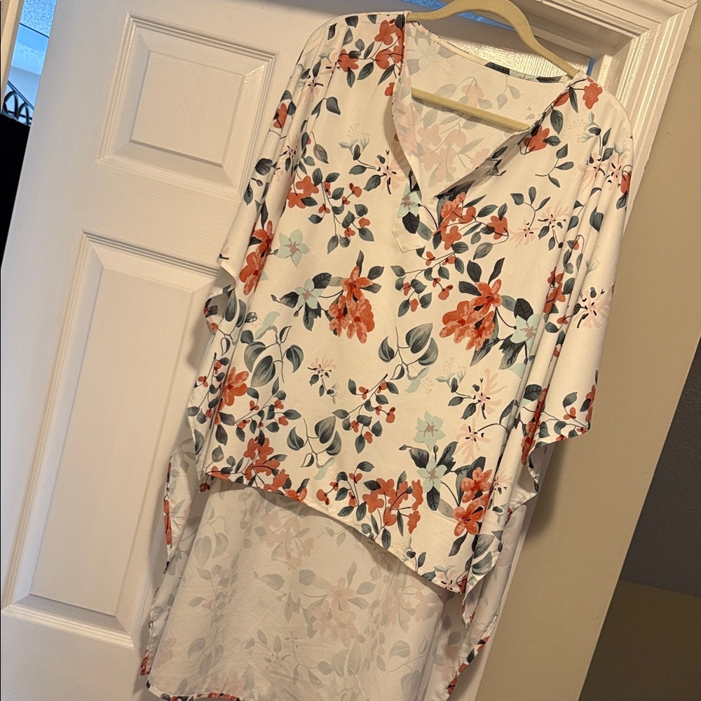 Floral V-Neck Blouse